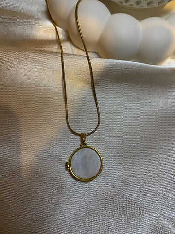 Kişiye Özel Fotoğraflı Gold Madalyon Kolye